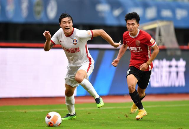 金沙娱乐-03国青西行先等BOSS到位 29人名单暗藏“超”级黑马